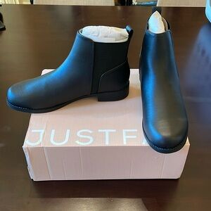 JustFab black ankle boots size 8